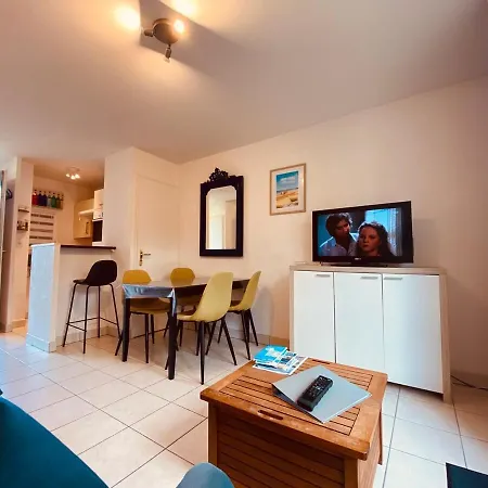 度假居 Serena Entre Et Foret 卡米尔斯